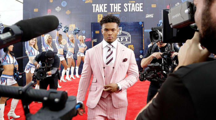 kyler-murray-2019-draft-arizona-cardinals-take-the-stage.jpg